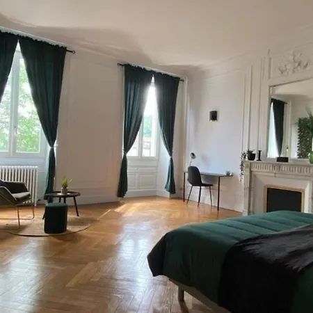 Appartement - 2 - Parking Voiture