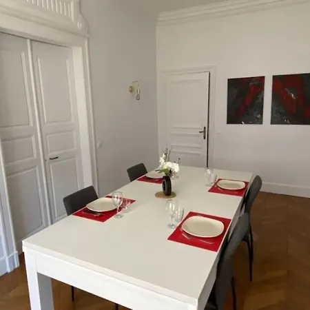 - 2 - Parking Voiture Mazamet