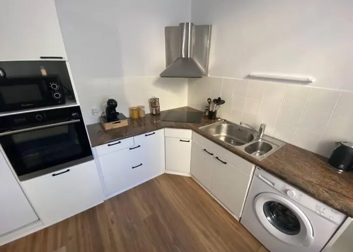 - 2 - Parking Voiture شقة *