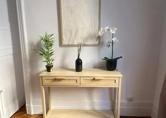 - 2 - Parking Voiture * مازامي