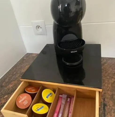 - 2 - Parking Voiture مازامي